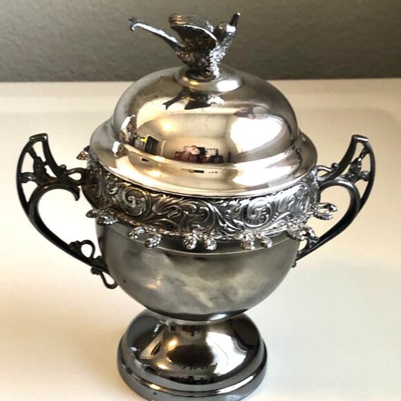 Antique Wm. Rogers WR Quadruple Silver Plate Sugar Bowl Spoon Holder Pattern #59 - Picture 3 of 10